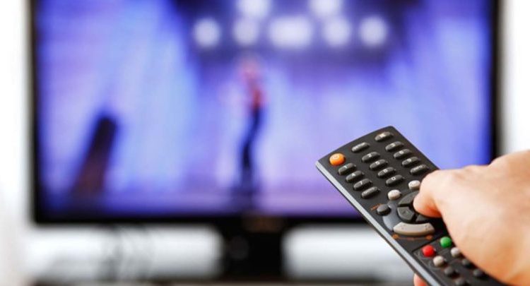 Σκάει τηλεοπτική «βόμβα» – Ποια μεγάλα κανάλια μπορεί να ενώσουν τις δυνάμεις τους