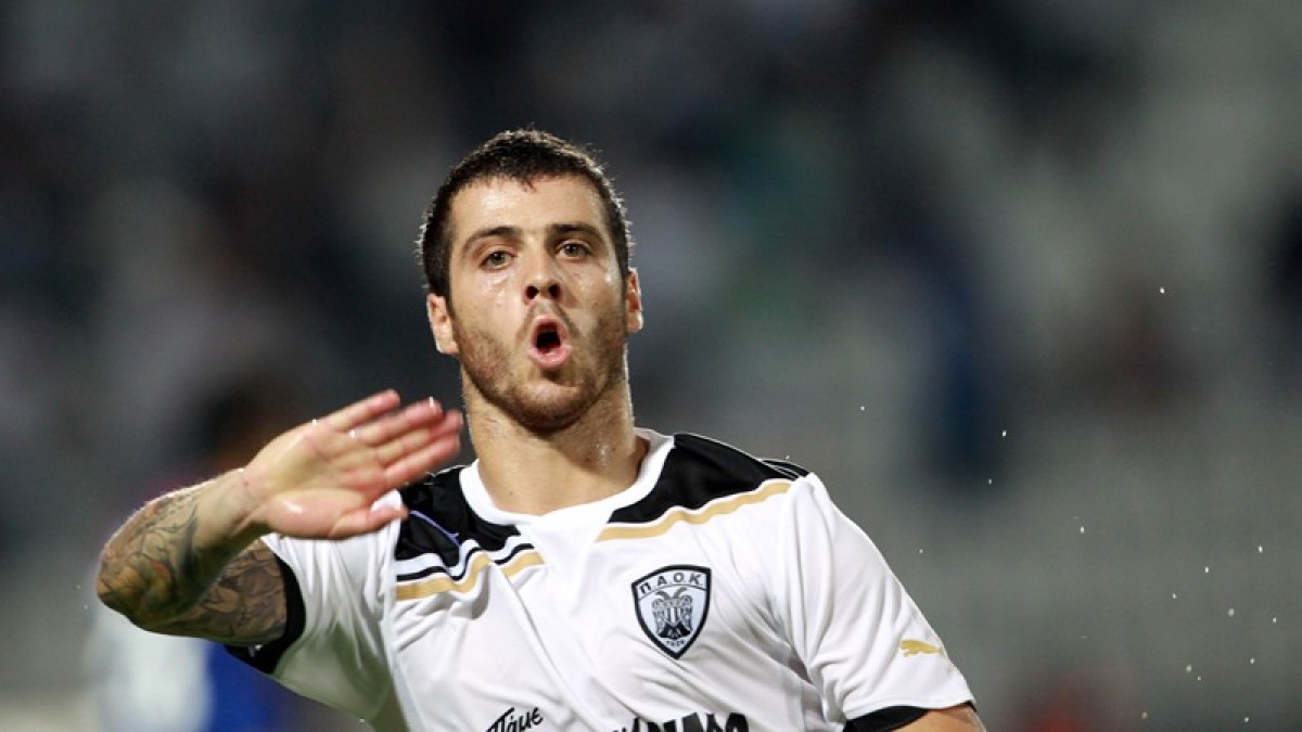 Αφθονο γέλιο με τους παίκτες του ΠΑΟΚ! Ευχήθηκε… διπλό εσπρέσο ο Βιεϊρίνια (βίντεο)