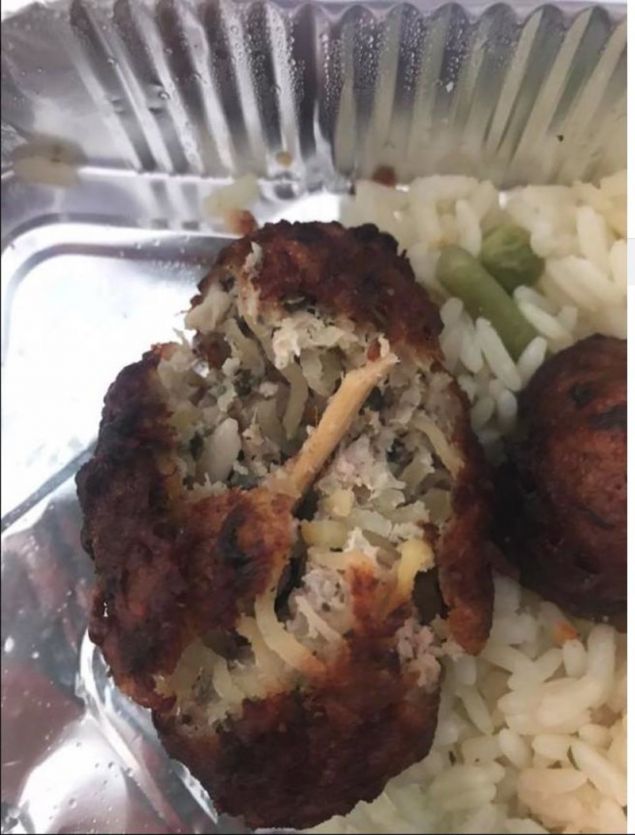 Κύπρος: Τα κεφτεδάκια έκρυβαν… κομματάκια ξύλου! (φωτο)