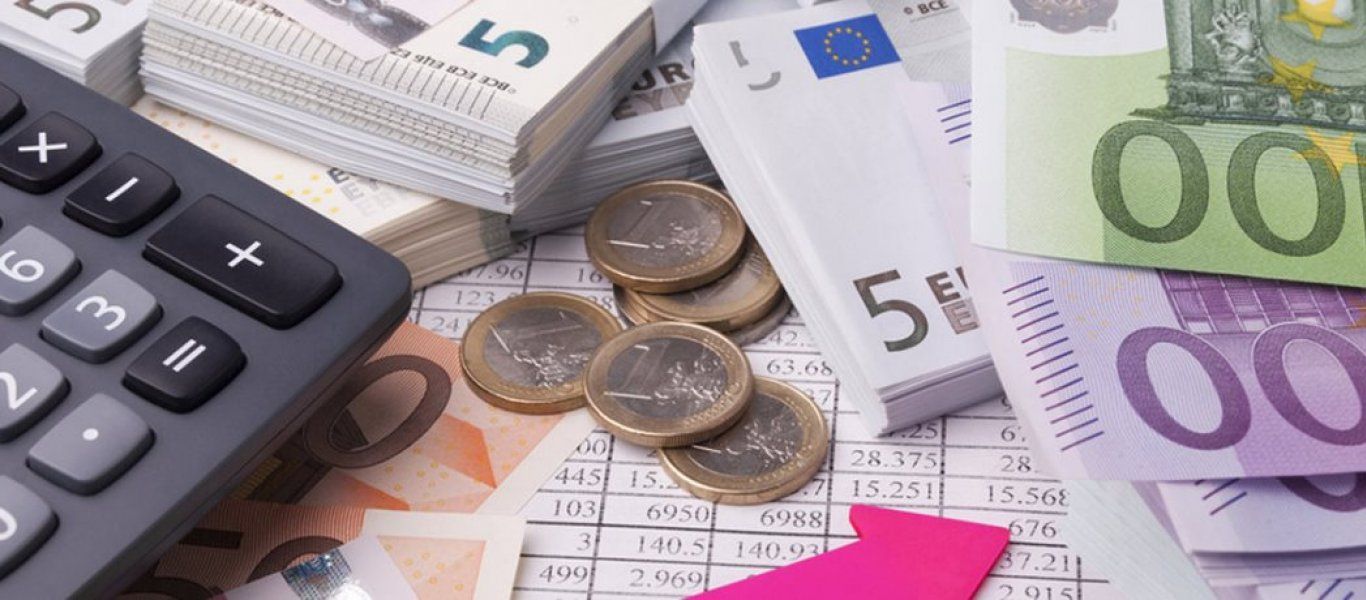 Παίρνουν «ανάσα» 900.000 ελεύθεροι επαγγελματίες- Δείτε όλο το σχέδιο για τον επανυπολογισμό των εισφορών