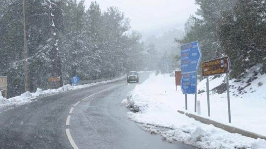 Θεσσαλονίκη: Μετ΄ εμποδίων τα δρομολόγια αστικών λεωφορείων λόγω παγετού