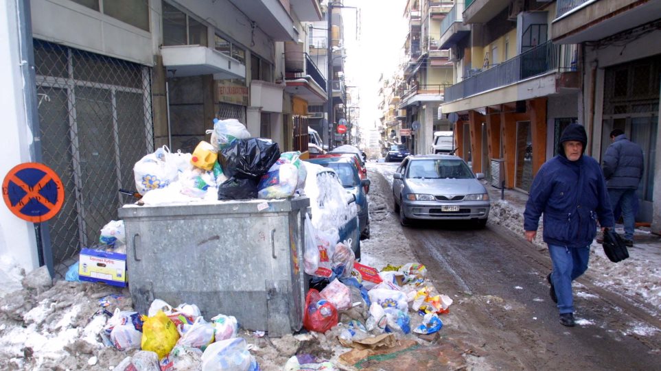 Πνίγεται στα σκουπίδια η Θεσσαλονίκη