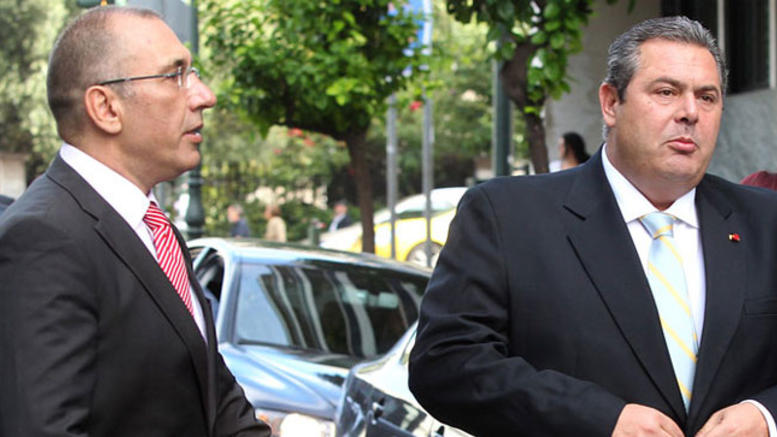 Η προτροπή του Δημήτρη Καμμένου: «Πάνο άσε τα tweet και πάτα το κουμπί – Ρίξτους» (βίντεο)