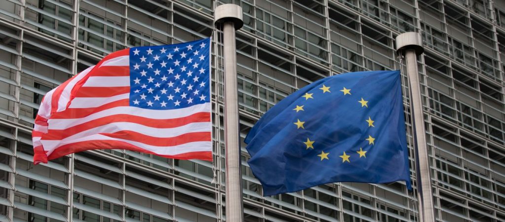 Νέος γύρος συζητήσεων για την εμπορική συμφωνία μεταξύ Ουάσινγκτον-Βρυξελλών