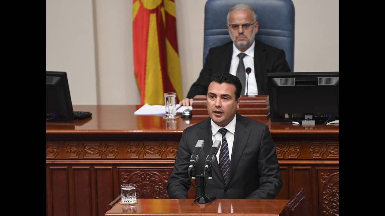 Ο Ζ. Ζάεφ αποδέχθηκε πρόταση των Αλβανών για αλλαγή του Προοιμίου του Συντάγματος