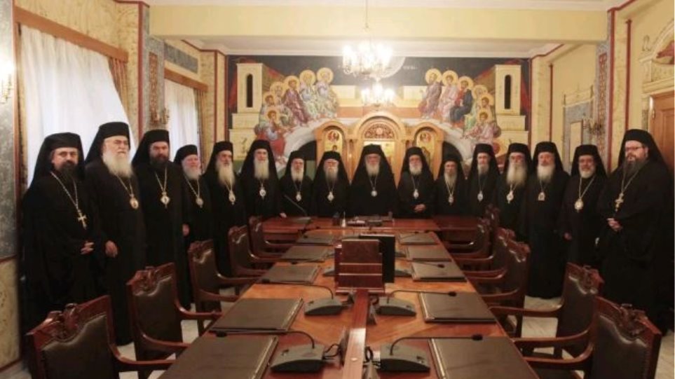 Στην Ιεραρχία παραπέμπει η Διαρκής Ιερά Σύνοδος το θέμα της νέας Αυτοκέφαλης Εκκλησίας της Ουκρανίας