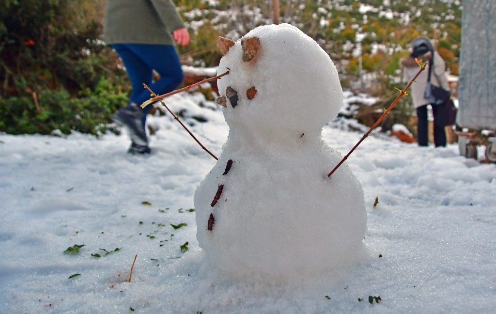 Γιατί δεν πρέπει να τρώμε το φρέσκο χιόνι