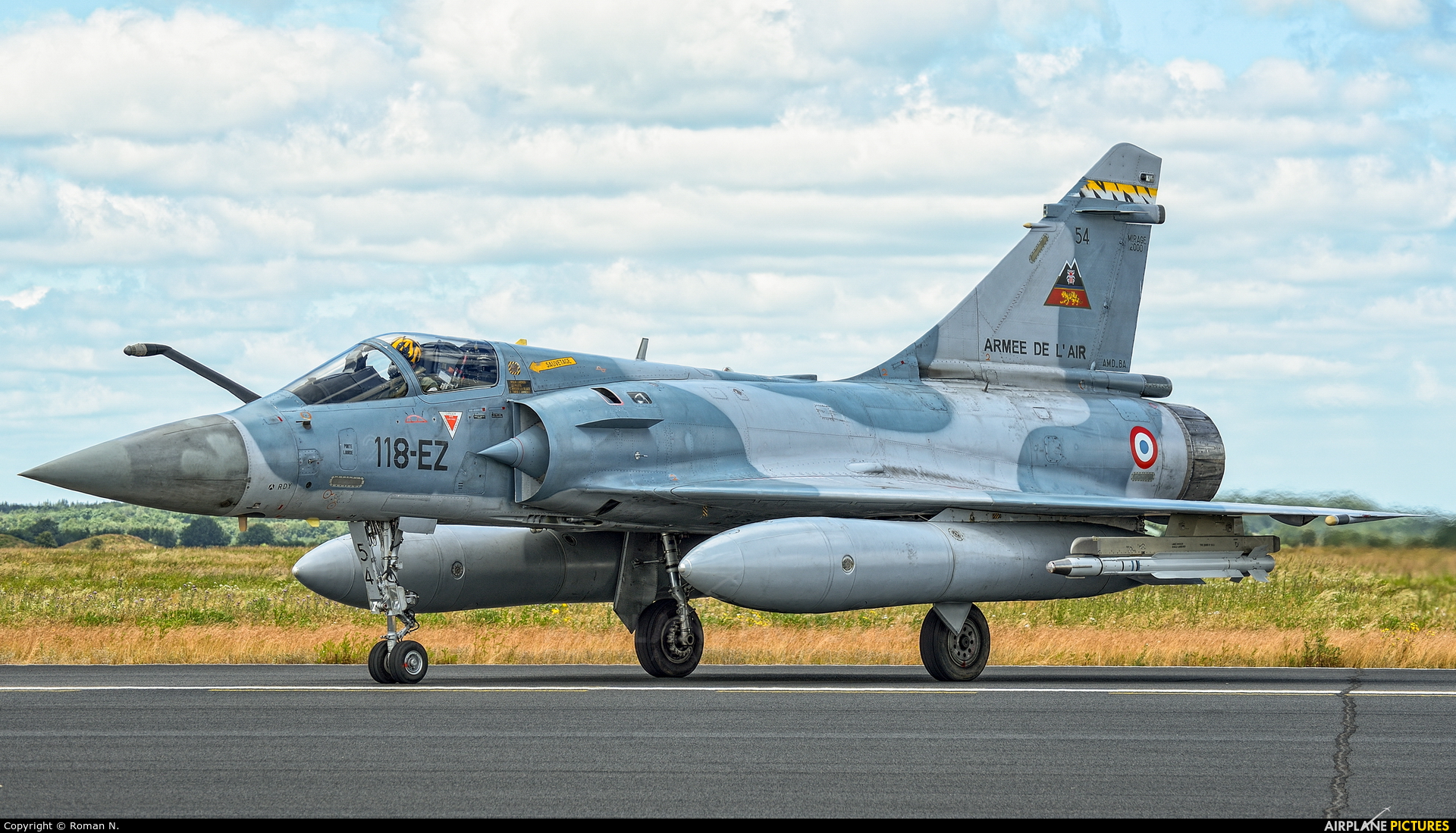 Συναγερμός στη Γαλλία: Κατέπεσε Mirage 2000 – Εντοπίστηκαν συντρίμμια – Έρευνες για τους δυο πιλότους (upd)