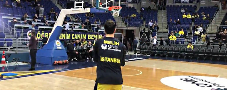 Ο αρχηγός της Φενέρμπαχτσε πέτυχε στο ζέσταμα 60 συνεχόμενα τρίποντα! (βίντεο)