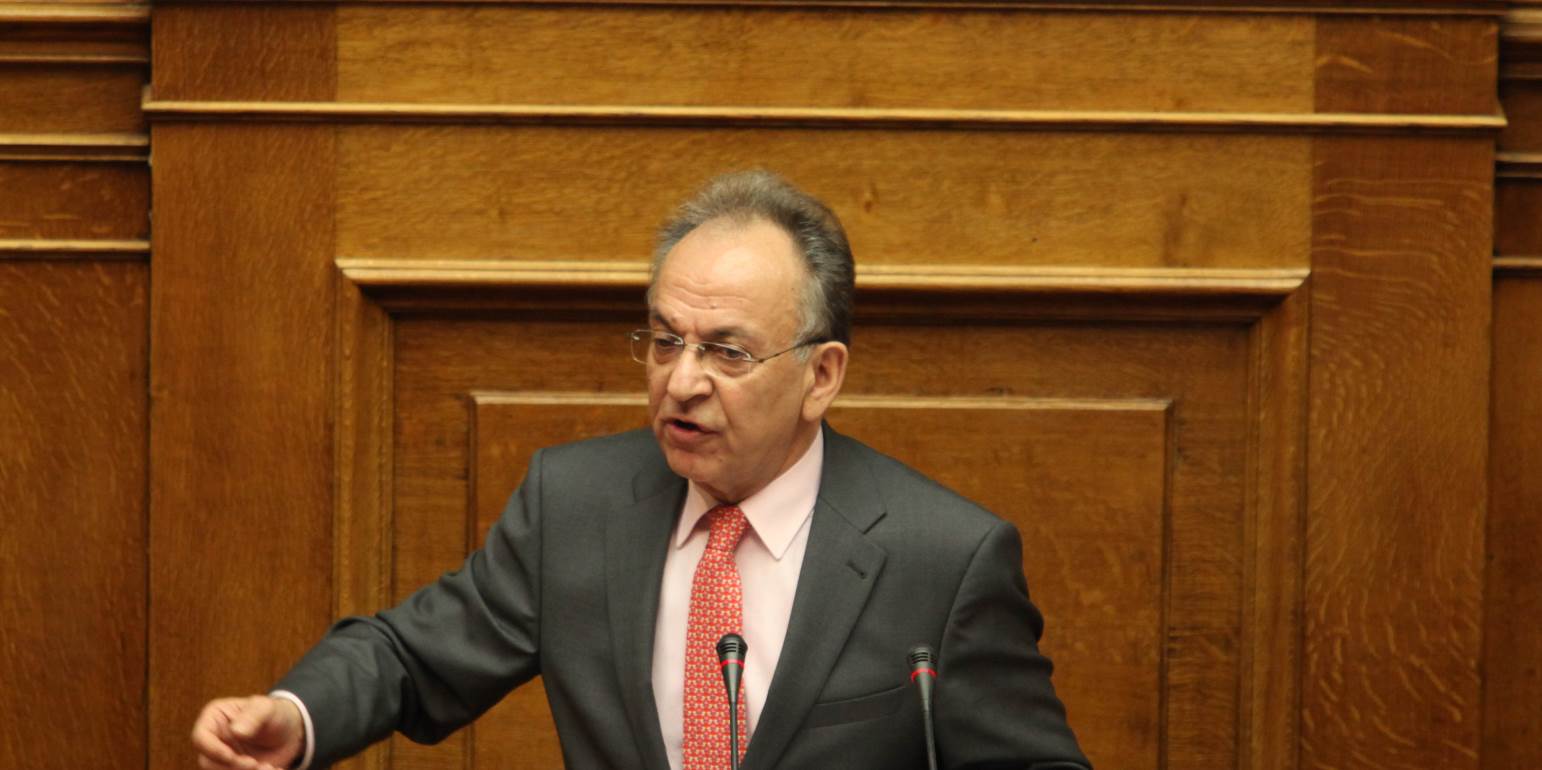Απεβίωσε ο Δημήτρης Σιούφας, ιστορικό στέλεχος της ΝΔ και πρώην πρόεδρος της Βουλής
