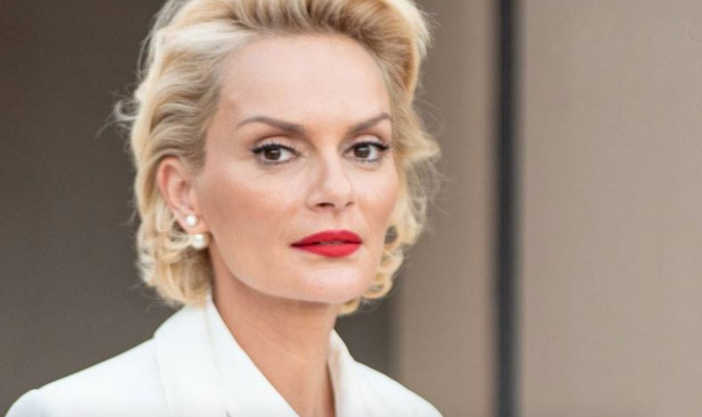 Έλενα Χριστοπούλου κατά Ιωάννας Μπέλλα: «Όταν σε έχει χτυπήσει ένας άνθρωπος…» (βίντεο)