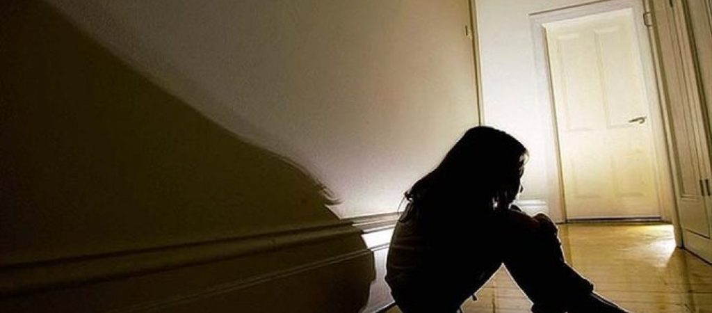 Σοκ: Μάνα φέρεται να εξέδιδε την 18χρονη κόρη της