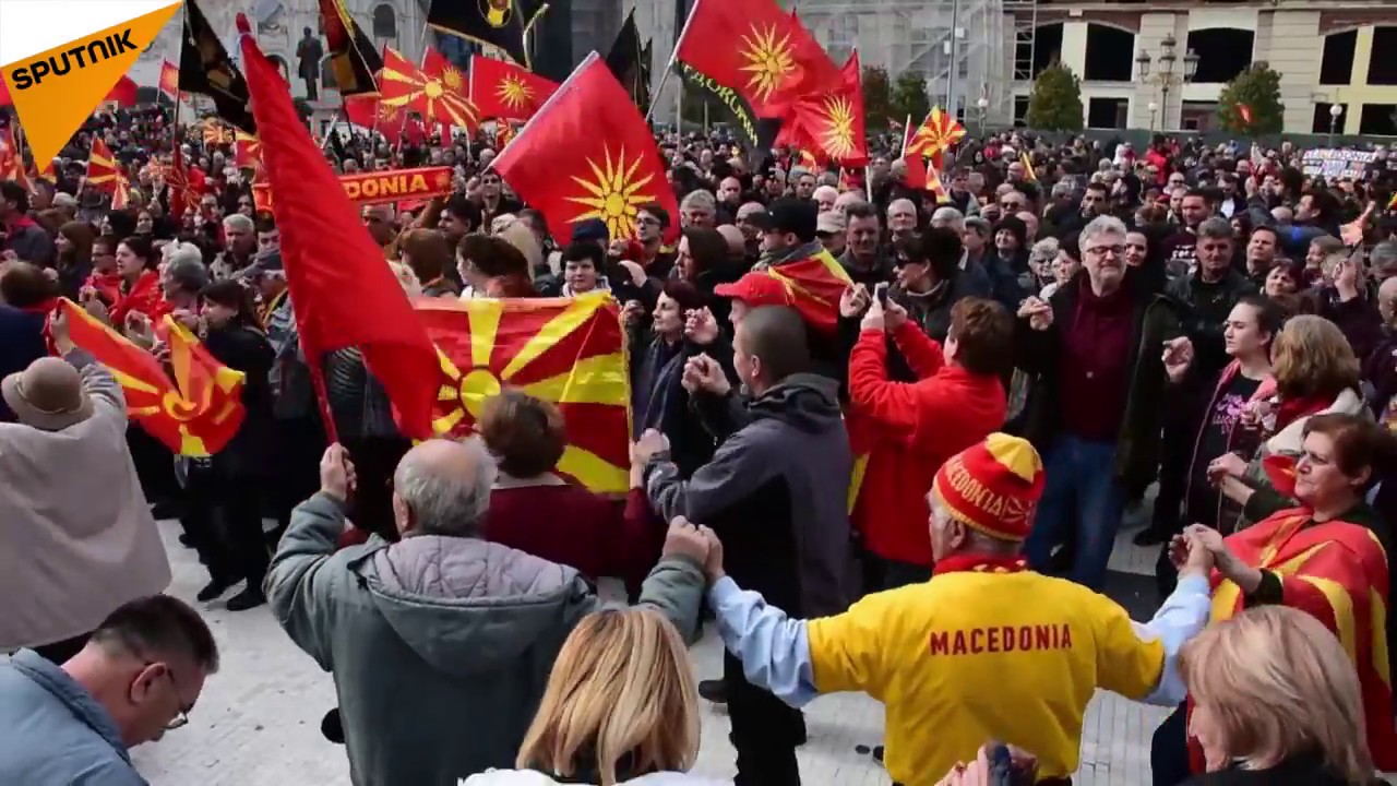 «Θα σας σκοτώσουμε»: Οπαδοί σκοπιανής ομάδας στους 81 που ψήφισαν τη «(Βόρεια) Μακεδονία»