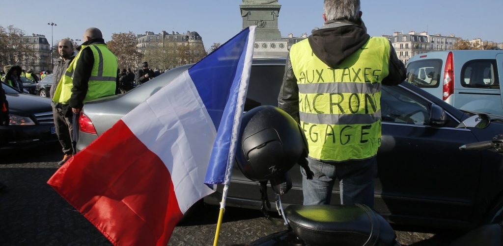 Γαλλία: Σοβαρά επεισόδια στις κινητοποιήσεις των «Κίτρινων Γιλέκων»- Πεδίο μάχης το κέντρο της Τουλούζης (βίντεο-φωτο)