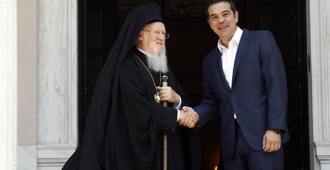 Νέο μέτωπο με Εκκλησία – Θέμα ημερών το νομοσχέδιο για το μισθολογικό κληρικών