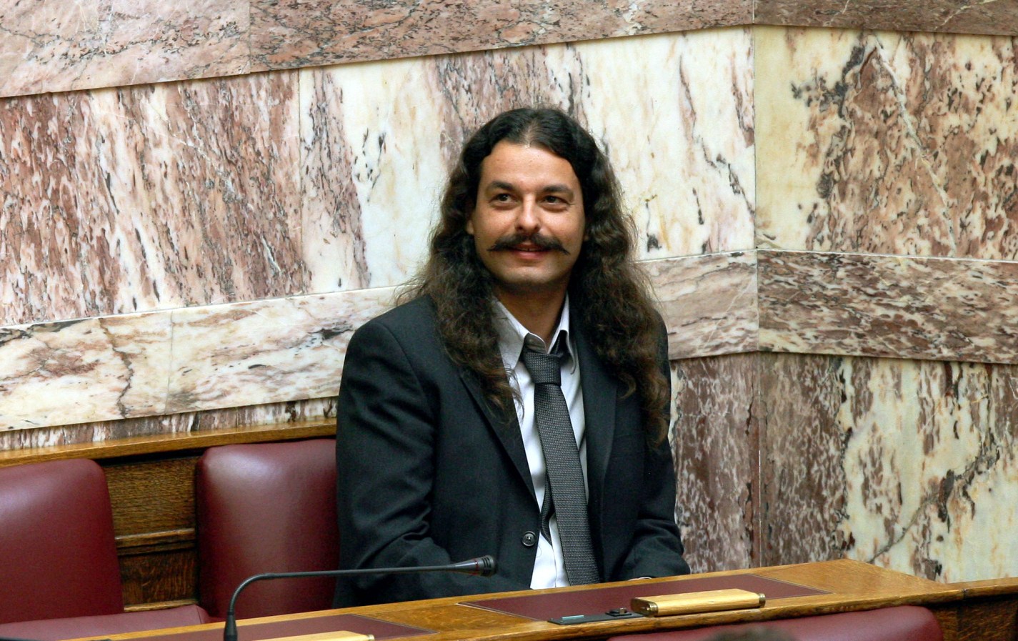 Χρυσή Αυγή: Επέστρεψε στην ΚΟ ο Κ. Μπαρμπαρούσης