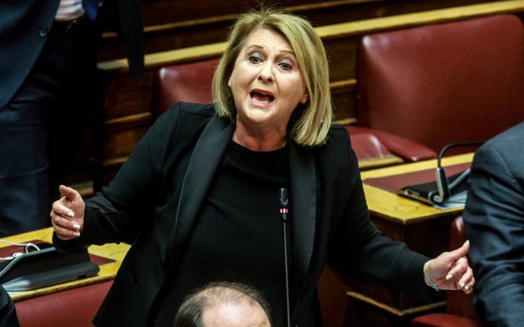 Σ. Βούλτεψη για Π.  Καμμένο: «Έβγαλε την παραλλαγή και φόρεσε τον ντουλαμά του Παύλου Μελά»