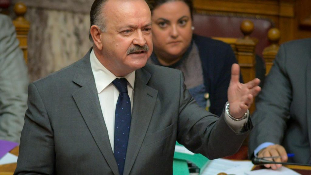 Δ. Σταμάτης: Ποιο το κόστος της πτήσης αεροσκαφών προς τιμήν του Καμμένου;