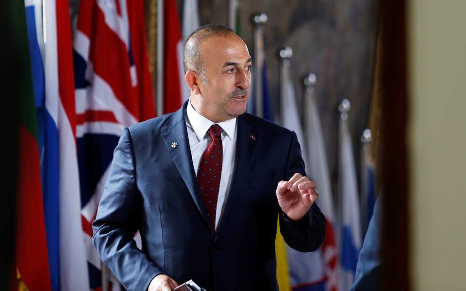 Μ.Τσαβούσογλου: «Θα συνεχίσουμε να αναγνωρίζουμε ως “Μακεδονία” τα Σκόπια» – Ν.Ντιμιτρόφ: «Είμαστε μαζί»