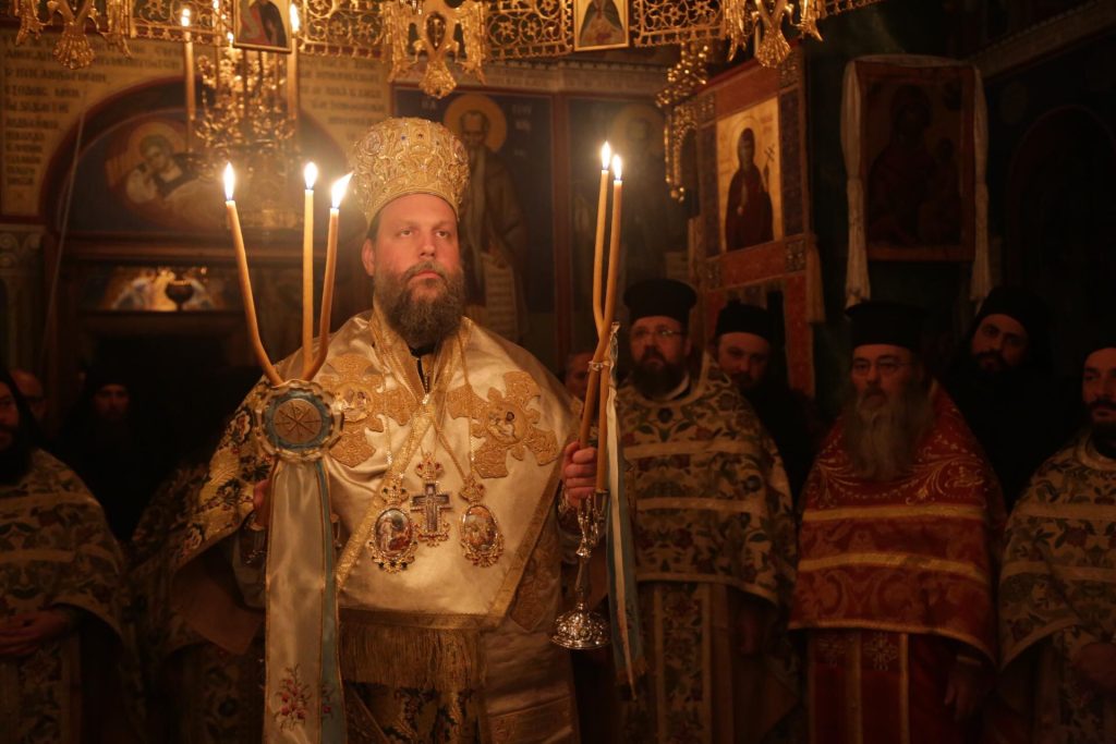 Ιερά Κοινότητα Αγίου Ορους: «Καταδικάζουμε την εκχώρηση της Μακεδονίας – Θα είμαστε στο Σύνταγμα – Ζητάμε δημοψήφισμα»