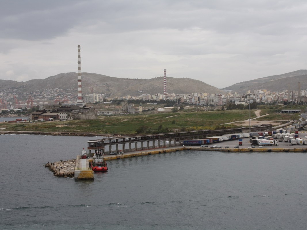 «Δημόκριτος»: Έρευνα για τη δυσοσμία σε Κερατσίνι, Δραπετσώνα και Ελευσίνα