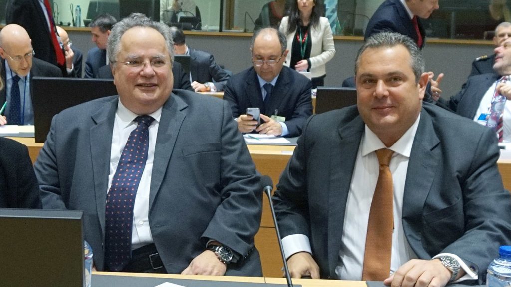 Π.Καμμένος «καρφώνει» Ν.Κοτζιά για εκχώρηση Μακεδονίας λόγω χρηματισμού: «”Πράττω” από το… “εισπράττω”»!