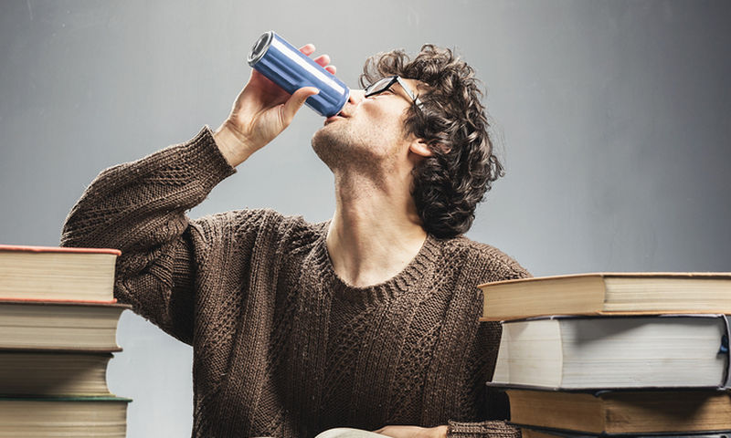 Τί μπορεί να προκαλέσει στο σώμα η κατανάλωση ενός ενεργειακού ποτού;
