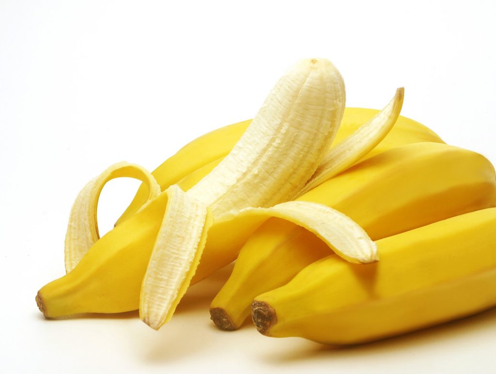 Το «τρικ» που βοηθά τις μπανάνες να μη μαυρίζουν (βίντεο)