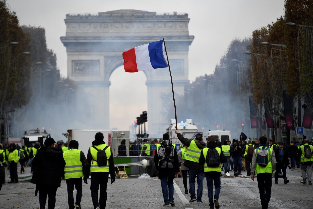 Για 10ο Σαββατοκύριακο τα «κίτρινα γιλέκα»  συγκεντρώνονται στο Παρίσι