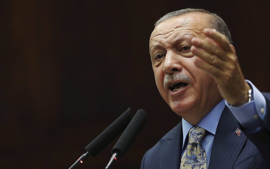 Ερντογάν μαινόμενος: «Θα βγάλουμε τα μάτια σε όσους εποφθαλμιούν τα εδάφη μας»!