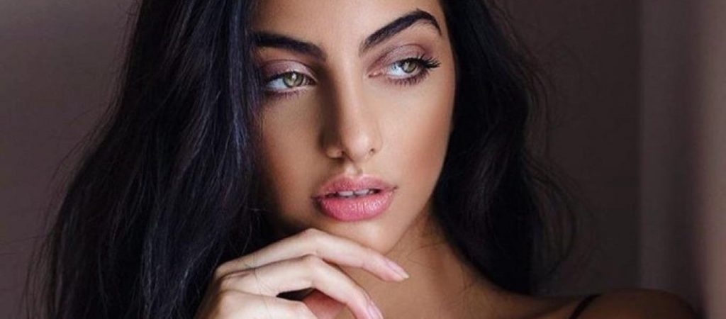 Ε. Καζαριάν: Άλλαξε τα μαλλιά της – Παρά τα αρνητικά σχόλια εκείνη «αγαπάει το look της» (βίντεο)