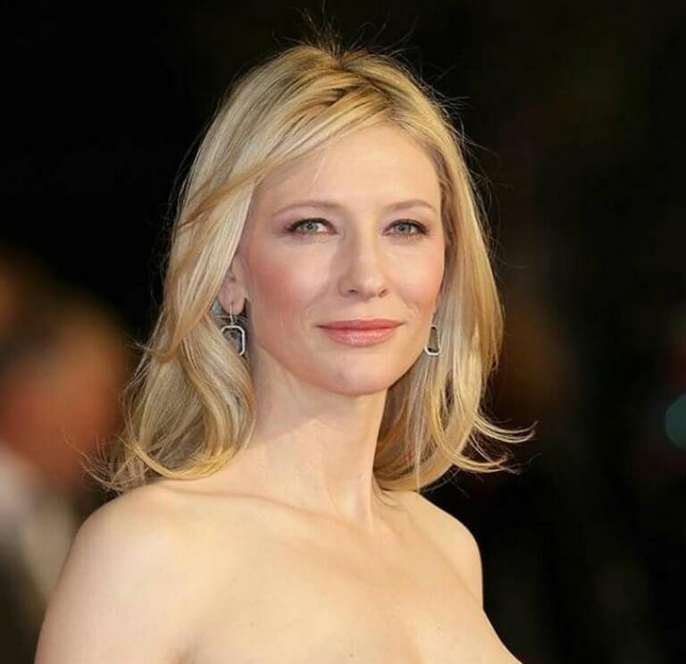 Άγριες ερωτικές σκηνές σε θεατρική παράσταση που πρωταγωνιστεί η Κ. Μπλάνσετ – Θεατής λιποθύμησε λόγω των βίαιων σκηνών