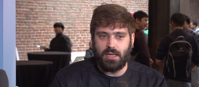 Εκατομμυριούχος σε μια ημέρα – Νεαρός από τα Ιωάννινα κέρδισε 90 εκατ. ευρώ πουλώντας… (βίντεο)