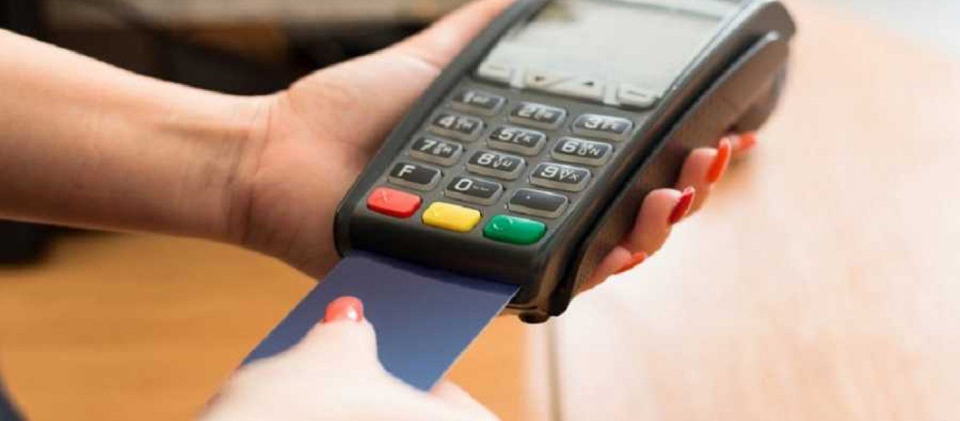 Έξαλλοι οι εικαστικοί καλλιτέχνες – Υποχρεωμένοι να έχουν POS – «Η τέχνη δεν είναι εμπόρευμα!»