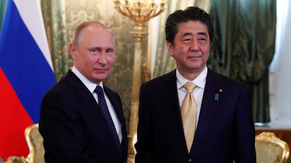 B.Πούτιν: «Η Ρωσία ενδιαφέρεται για την σύναψη συμφωνίας ειρήνης με την Ιαπωνία»