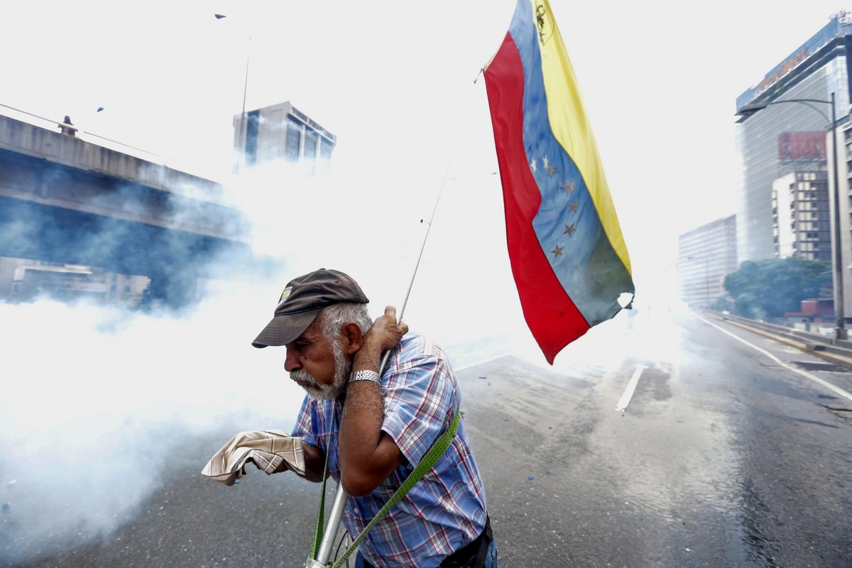 Ρωσία: Προτίθεται να μεσολαβήσει ανάμεσα στην κυβέρνηση και την αντιπολίτευση της Βενεζουέλας