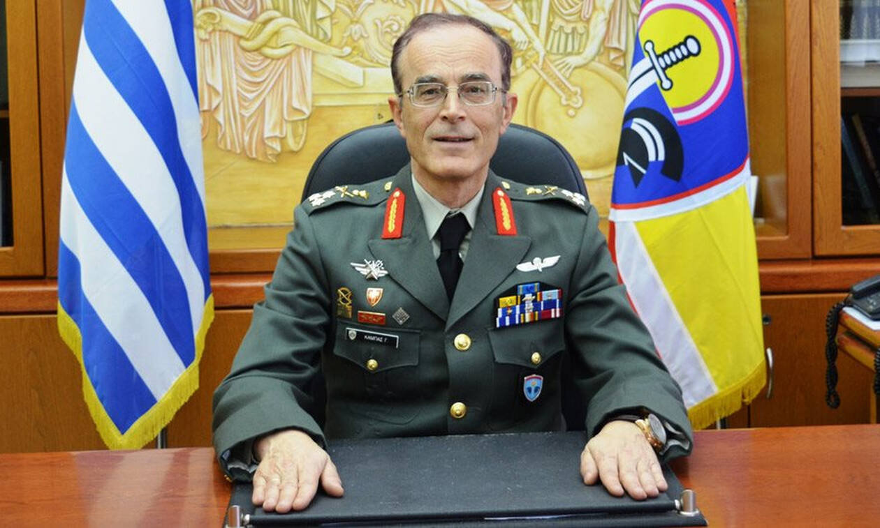 Επέστρεψε στα καθήκοντά του ο νέος αρχηγός ΓΕΣ Γ.Καμπάς μετά το καρδιακό επεισόδιο και την επέμβαση