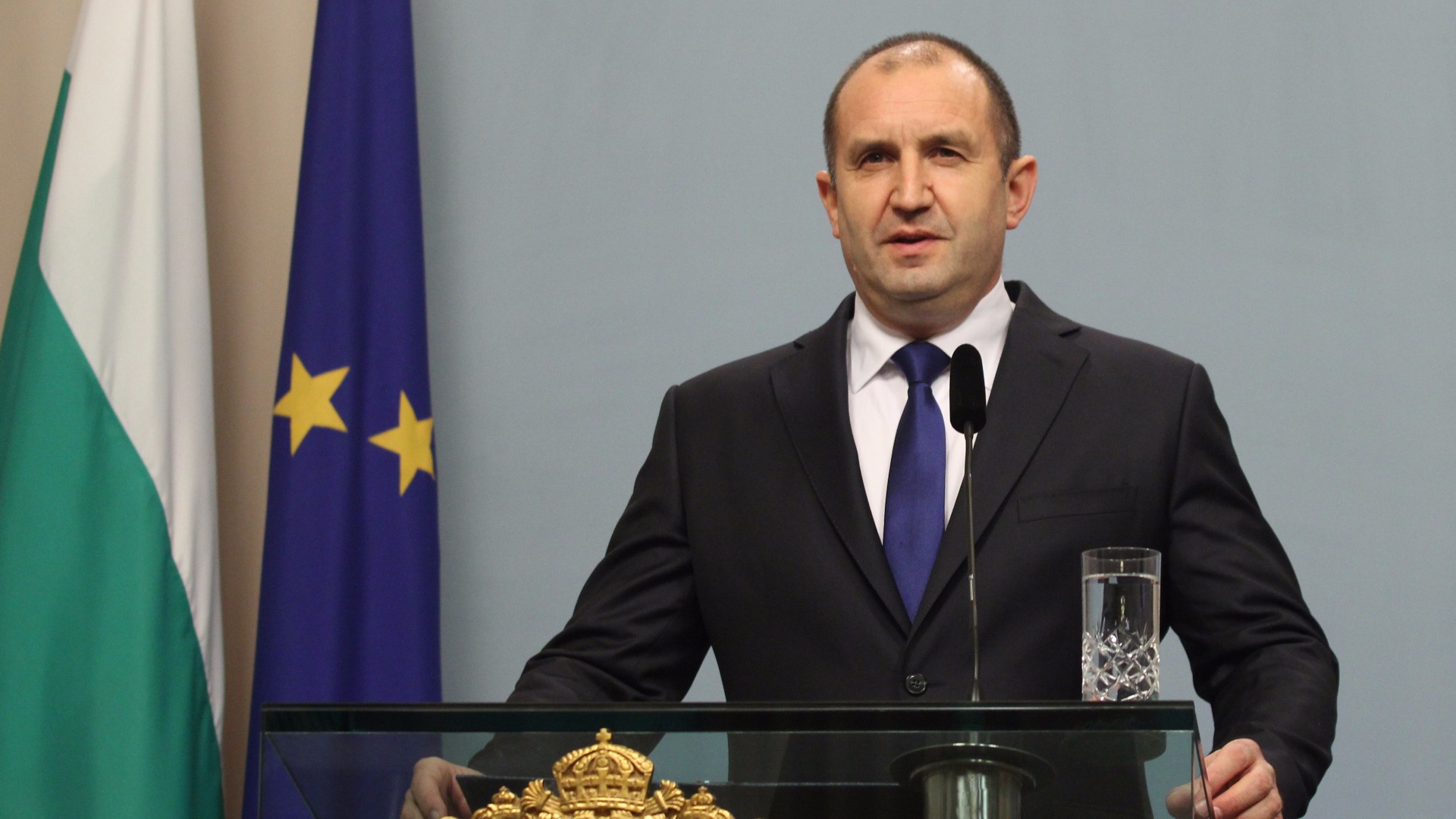 Καταπέλτης ο Βούλγαρος πρόεδρος: «Δεν υπάρχει ούτε μακεδονική γλώσσα ούτε μακεδονική εθνότητα»!