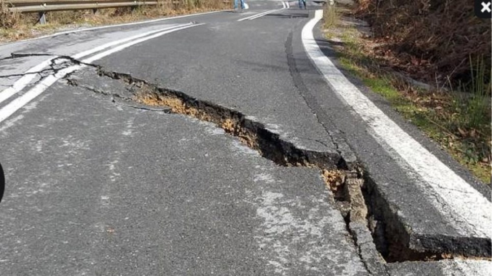 Έκλεισε η εθνική οδός Καλαμάτας- Σπάρτης – Μεγάλη ζημιά στο οδικό δίκτυο μετά την Αρτεμισία (φωτο)