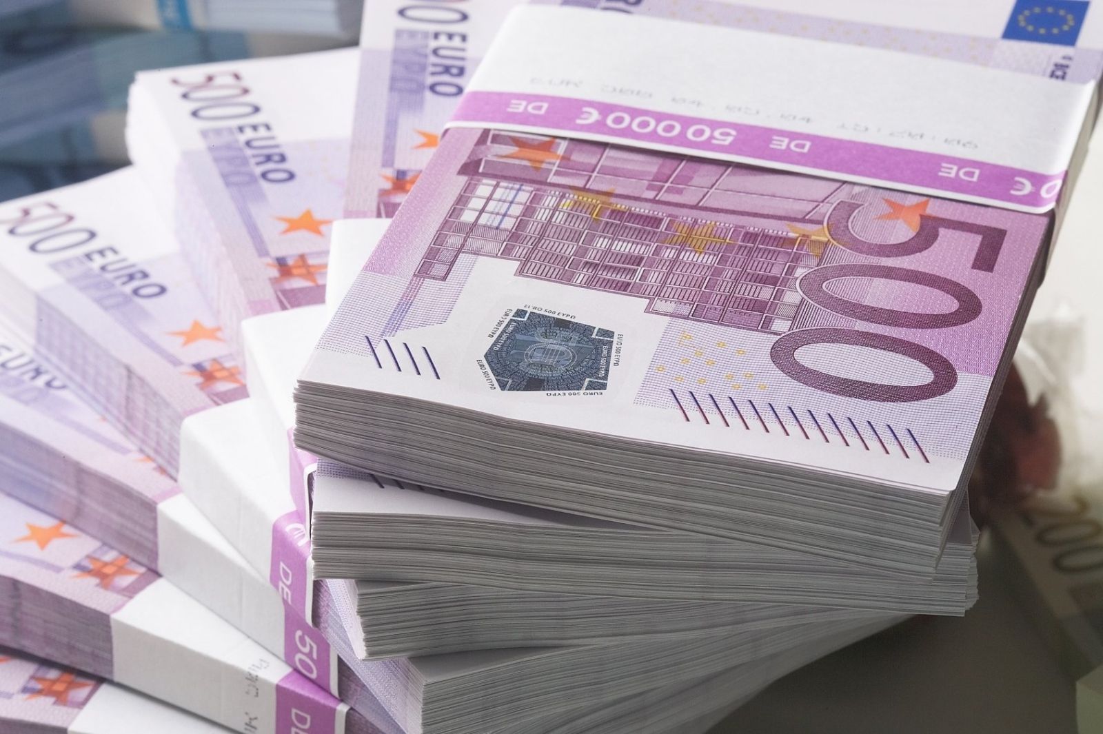 Μεγάλος νικητής του Λαϊκού Λαχείου κέρδισε 1.467.300 ευρώ -Πώς άφησε δύο φορές άφωνη τη γυναίκα του