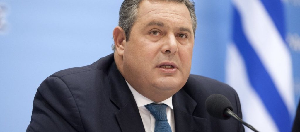 Π. Καμμένος: Ανάρτηση όλο νόημα για την… γκαζόζα του Α. Φωκά