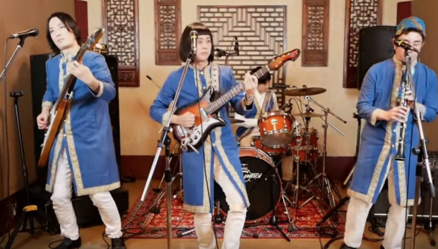 Βίντεο: Ιάπωνες τραγουδούν τα «Καγκέλια» και κάνουν το γύρο του διαδικτύου