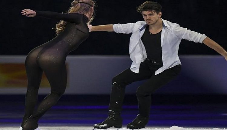 Τους τρέλανε όλους με το διάφανο κορμάκι και μετά είπε «ελπίζω να μην ήταν πρόστυχο! (φώτο-βίντεο)