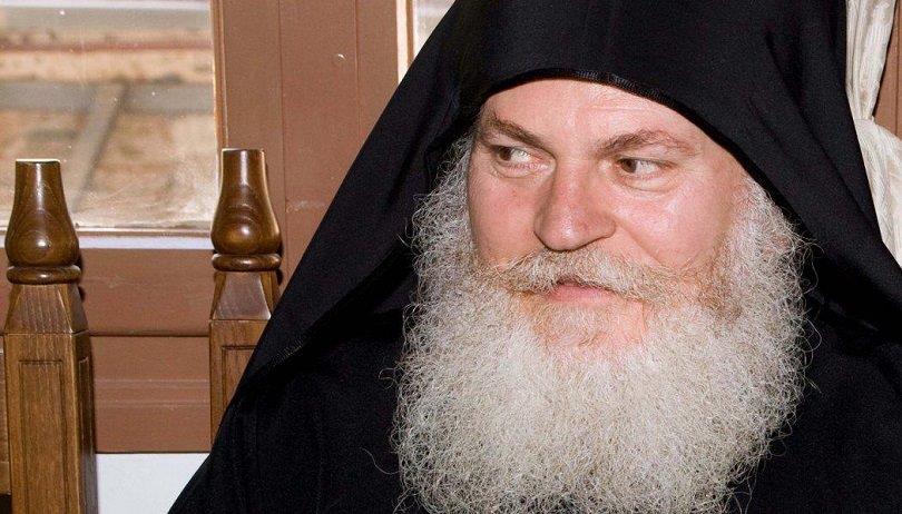 Mε έμφραγμα νοσηλεύεται σε νοσοκομείο του Κιέβου ο Γέροντας Εφραίμ της Μονής Βατοπαιδίου!