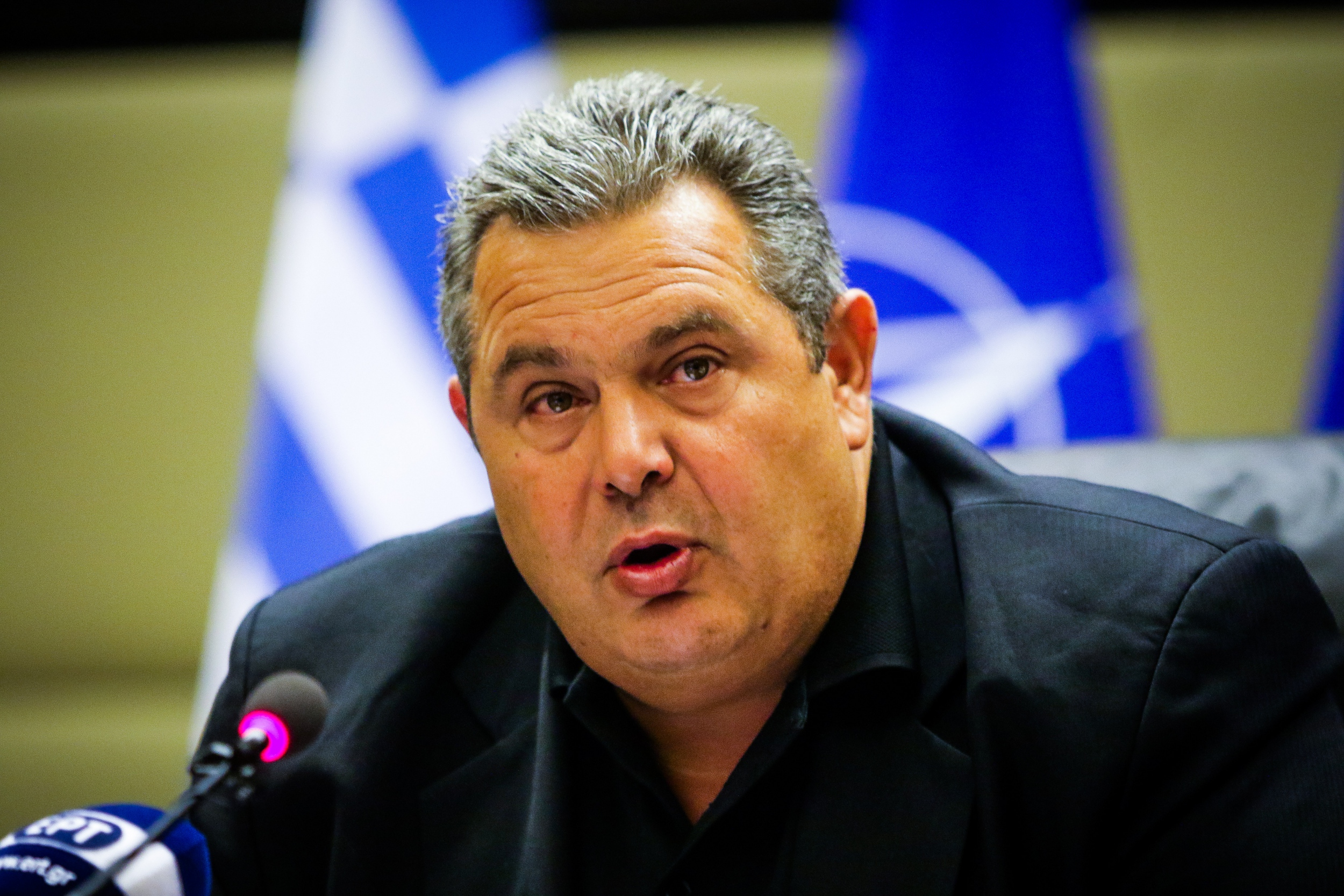 Π.Καμμένος προς Α.Τσίπρα: «Δεν δέχομαι απειλές κατά της οικογένειάς μου – Υπάρχουν και Έλληνες εκτός από Ρουβίκωνες»
