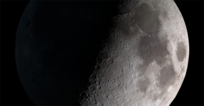 Dark side of the Moon: Ποιος κρύες οι σεληνιακές νύχτες στην αθέατη πλευρά της Σελήνης
