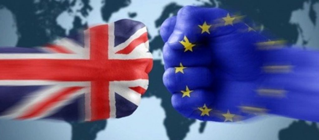 Brexit: «Μπορεί να καθυστερήσει λίγες ημέρες παραπάνω αλλά θα προχωρήσει κανονικά» είπε ο Βρετανός ΥΠΕΞ