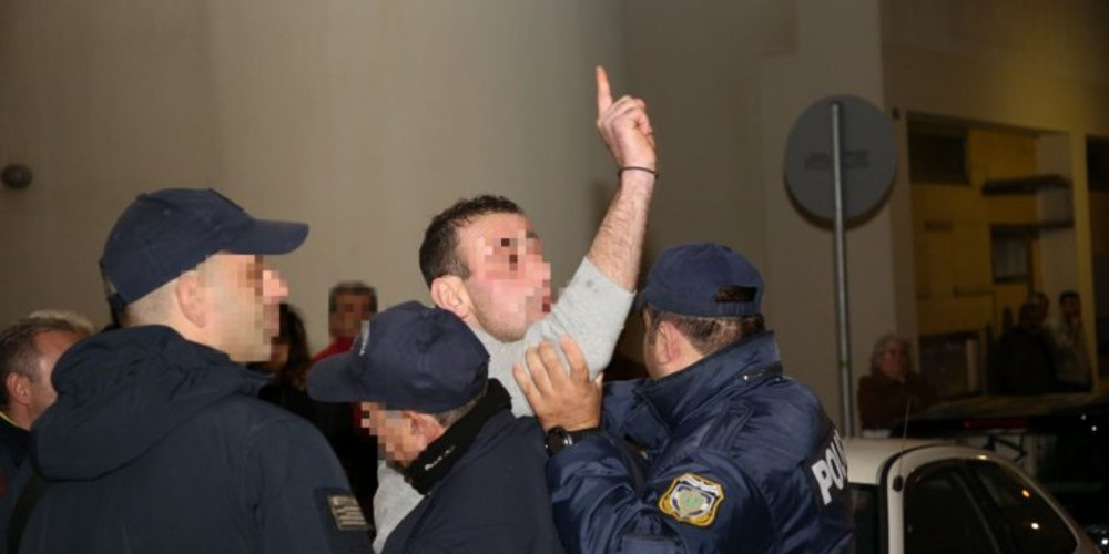 Κρήτη – Oργισμένη υποδοχή πολιτών σε Τζανακόπουλο, Δανέλλη και Ραγκούση: «Προδώσατε τη Μακεδονία» (βίντεο)