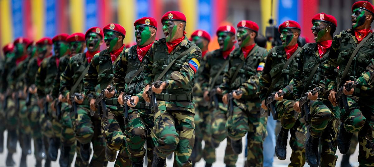 «Με το δάχτυλο στην σκανδάλη» Βενεζουέλα & Κολομβία – Αναπτύσσονται δυνάμεις στα σύνορα – «Χρησμός» ΗΠΑ για επέμβαση