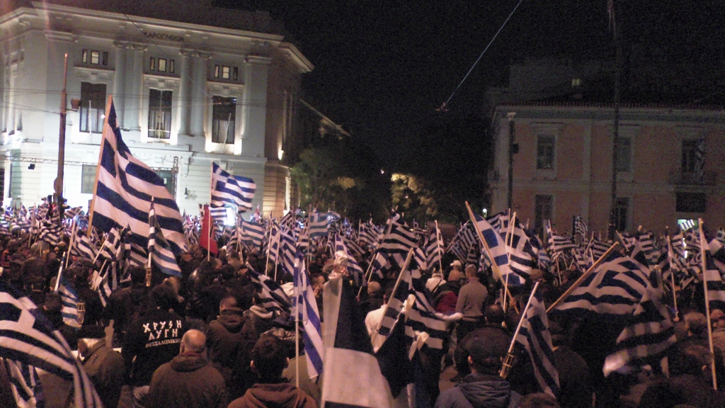 Δυναμική επιστροφή του Λαϊκού Συνδέσμου-Χρυσή Αυγή με δημοσκοπήσεις και πορεία στο κέντρο της Αθήνας (βίντεο)